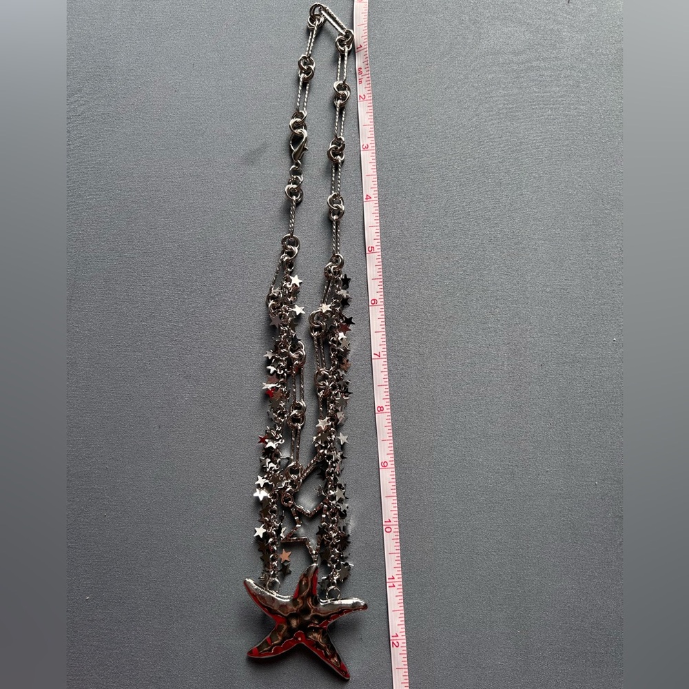 3/$10 Silver Tone Starfish And Star Necklace - Picture 2 of 5